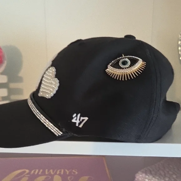 🎀Embellished Black Queens NY Pearl Heart Baseball Cap - Picture 3 of 5